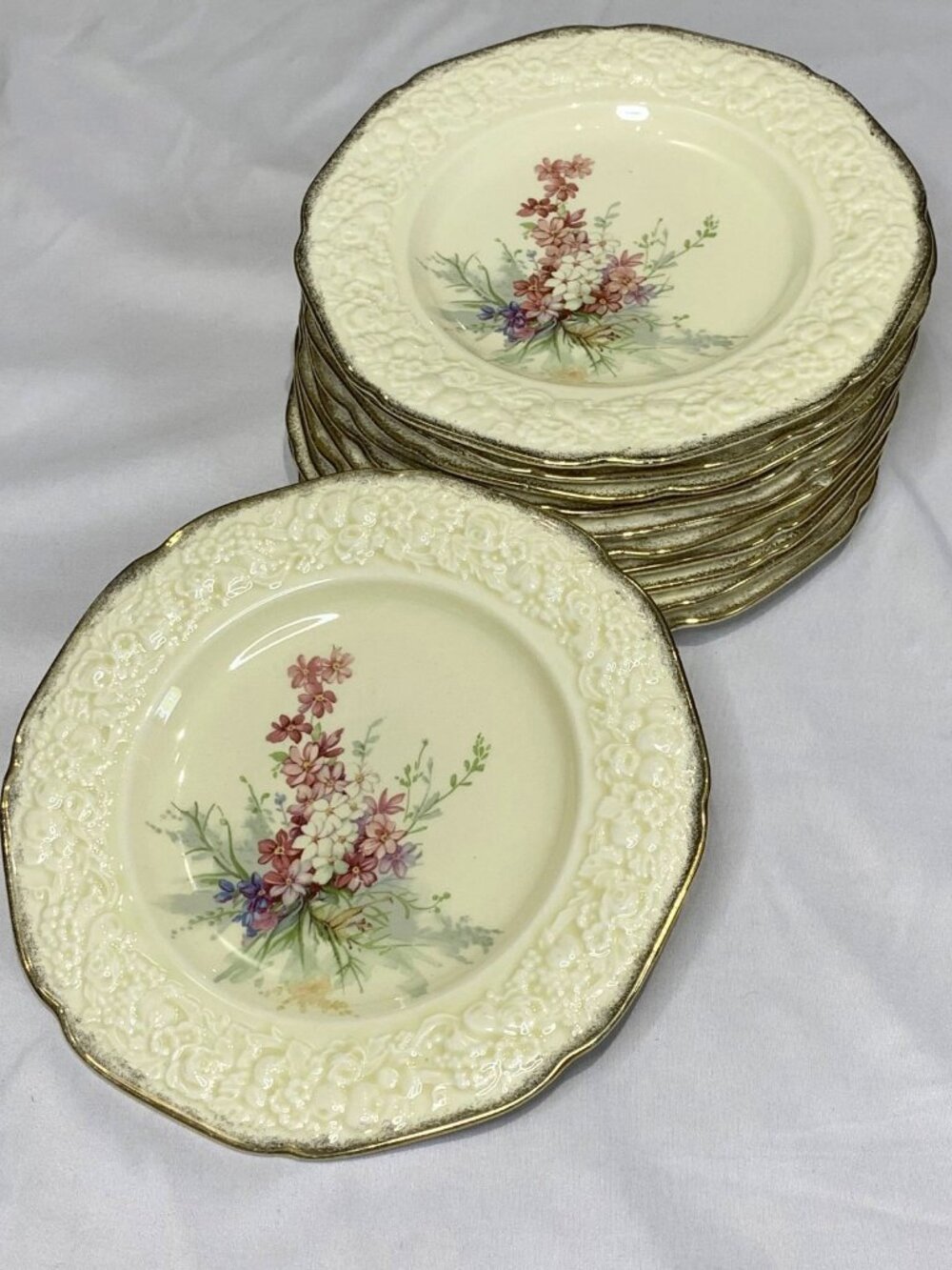 Crown Ducal Florentine Picardy 8" Salad Plates Set of 11 Vtg England Floral Gold